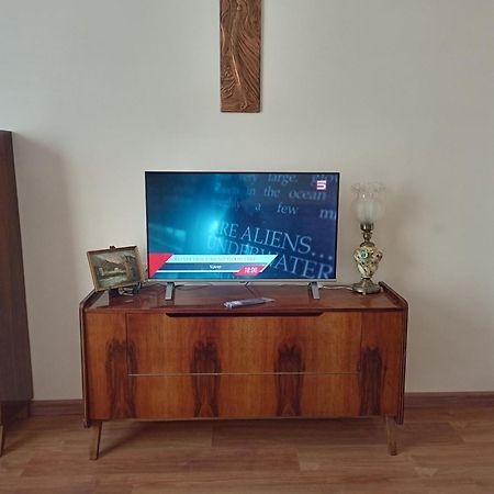 Spacious One Bedroom Apartment In The City Centre Ereván Exterior foto
